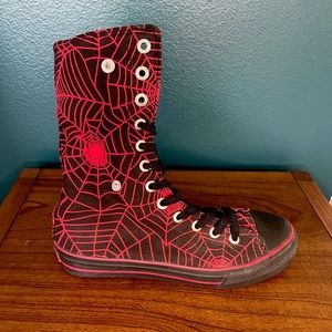 UK “Spider-Man” High top convertible Converse